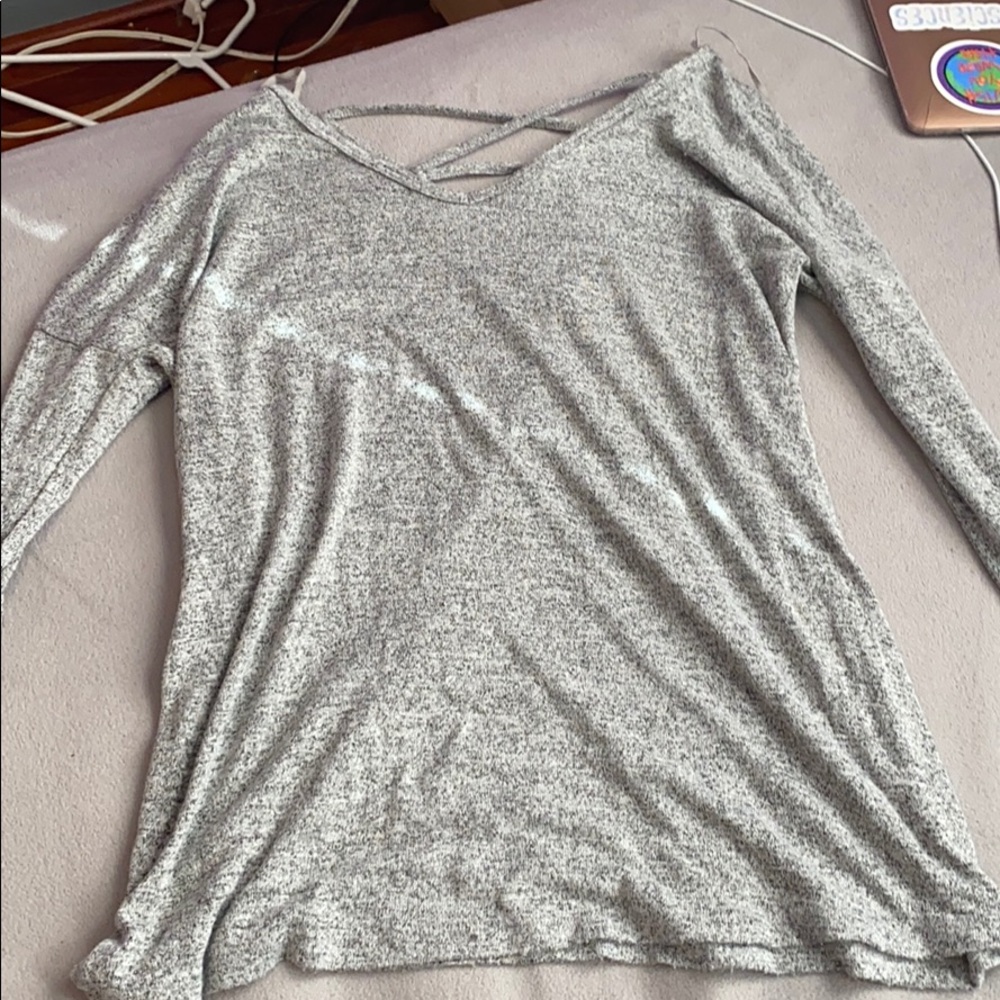Long sleeve gray shirt